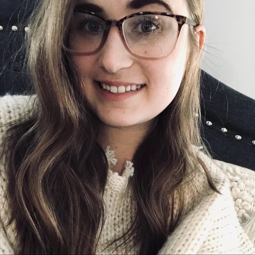 Meet your Posher, Emilie